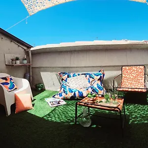 Appartement Superbe Duplex Avec Terrasse Tropezienne, Toulon